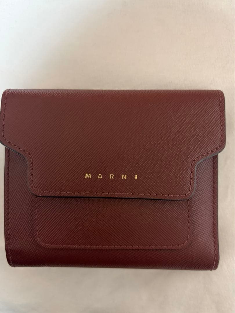 MARNI 二つ折り財布
