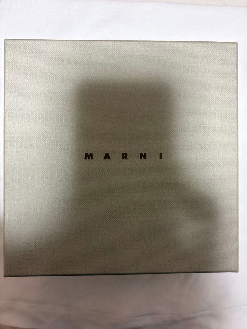 MARNI 二つ折り財布