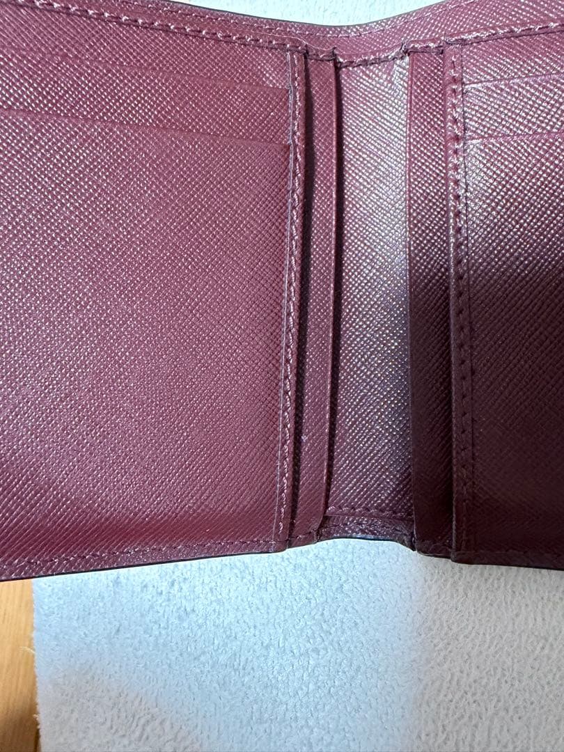 MARNI 二つ折り財布