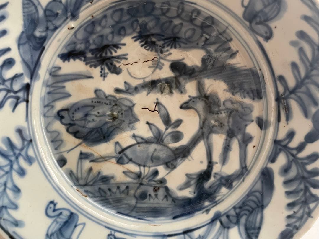 骨董　アンティーク　呉須　染付　鹿花文様　七寸皿　漳州窯　明　呉須手
