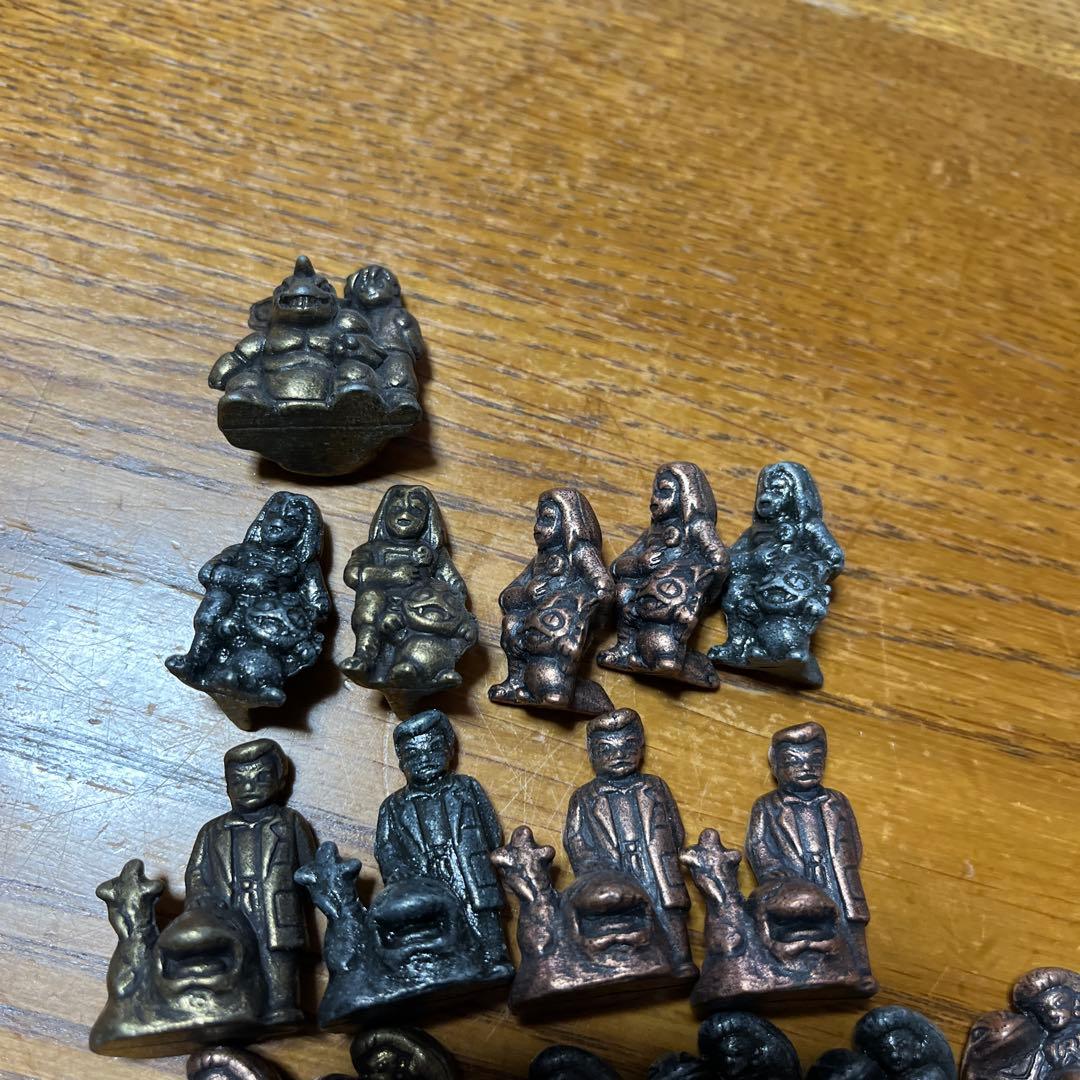 ポケモン　メタルフィギュア