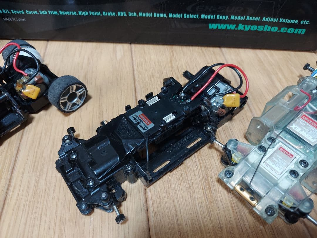 京商ミニッツMR-03GT-RフェラーリKYOSHO EX-5UR ASFプロポ