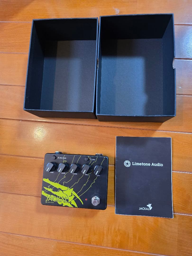 JACKAL ギターエフェクター 本体と付属品