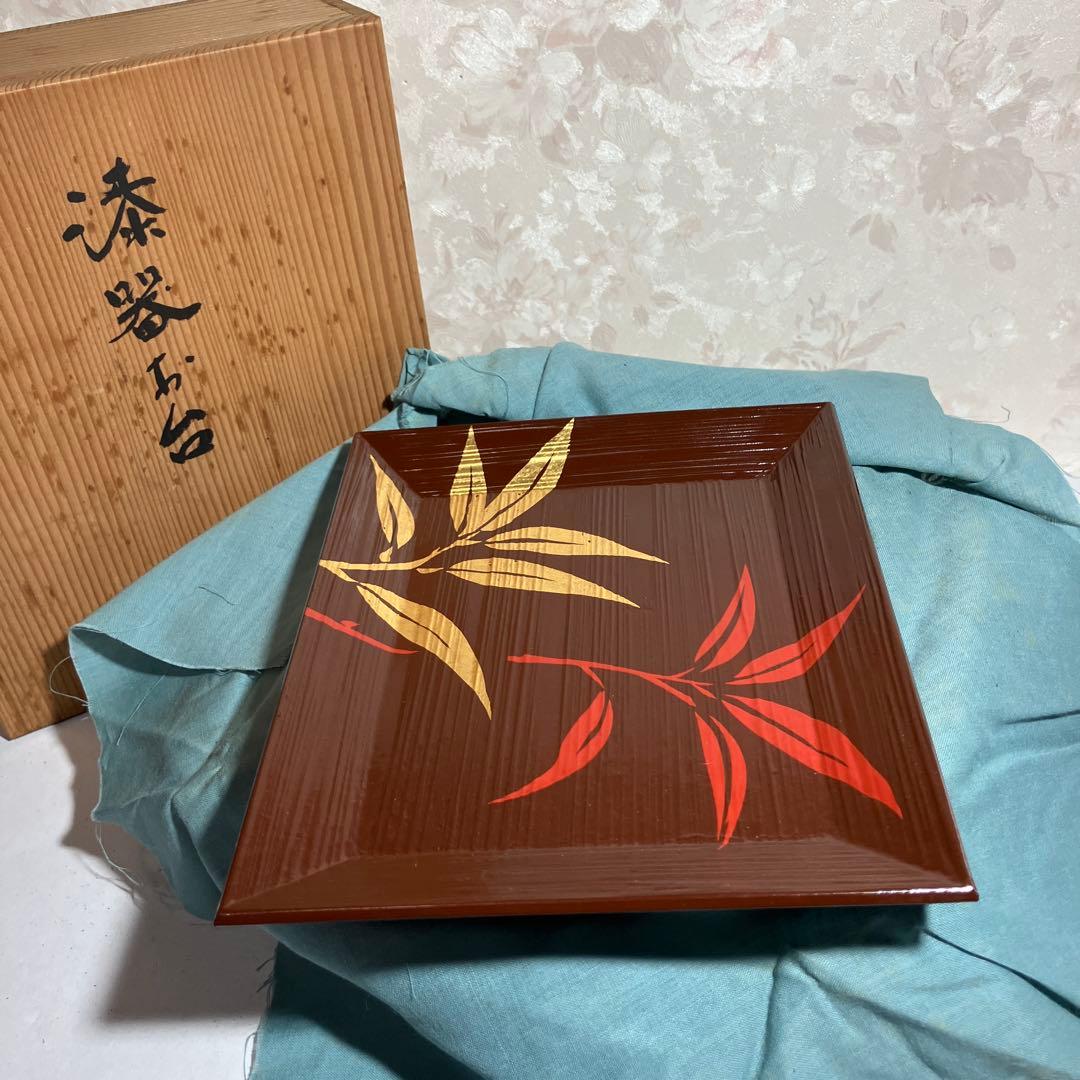 漆器お台（銘々皿５枚）