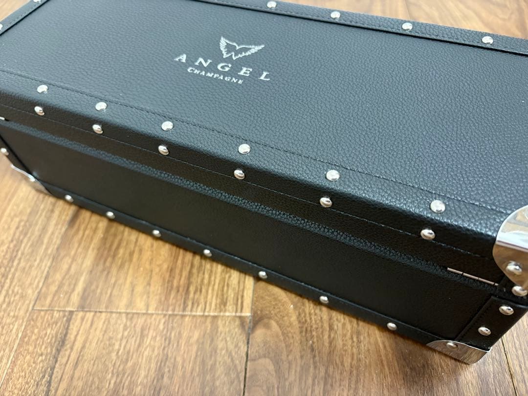 ⭐︎送料込み⭐︎【新品未開栓】エンジェルブリュット　ブラックボトル 専用ケース付き