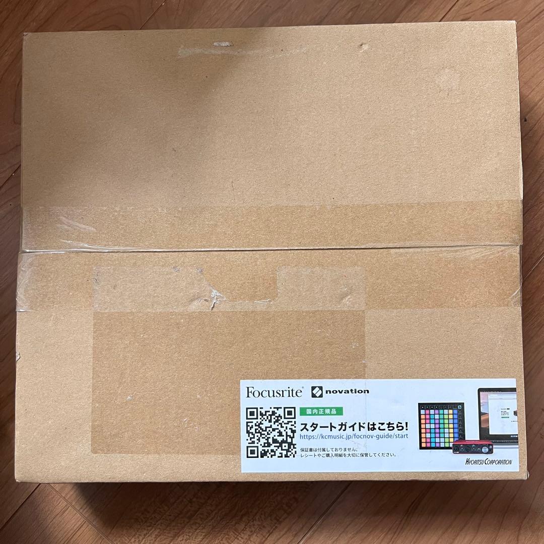 Novation Launch Pad X MIDIグリッドコントローラー