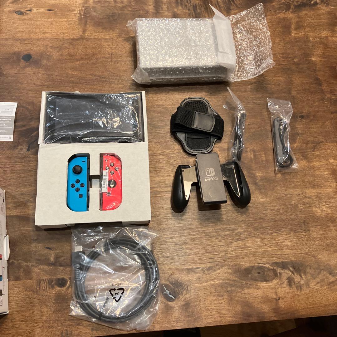 Nintendo Switch 本体 青/赤 Joy-Con セット