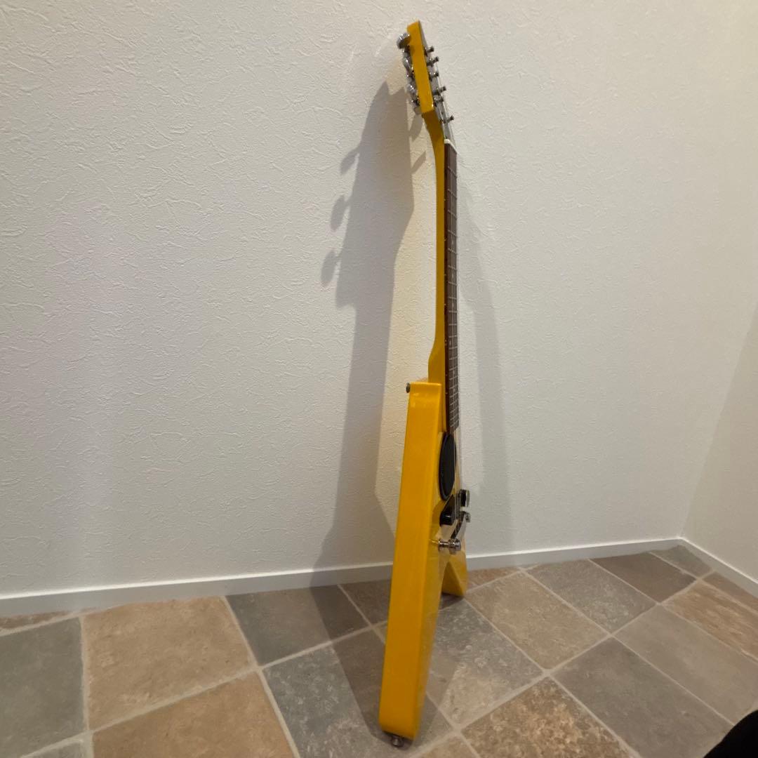 【美品】ミニフライングVエレキギターK- garage