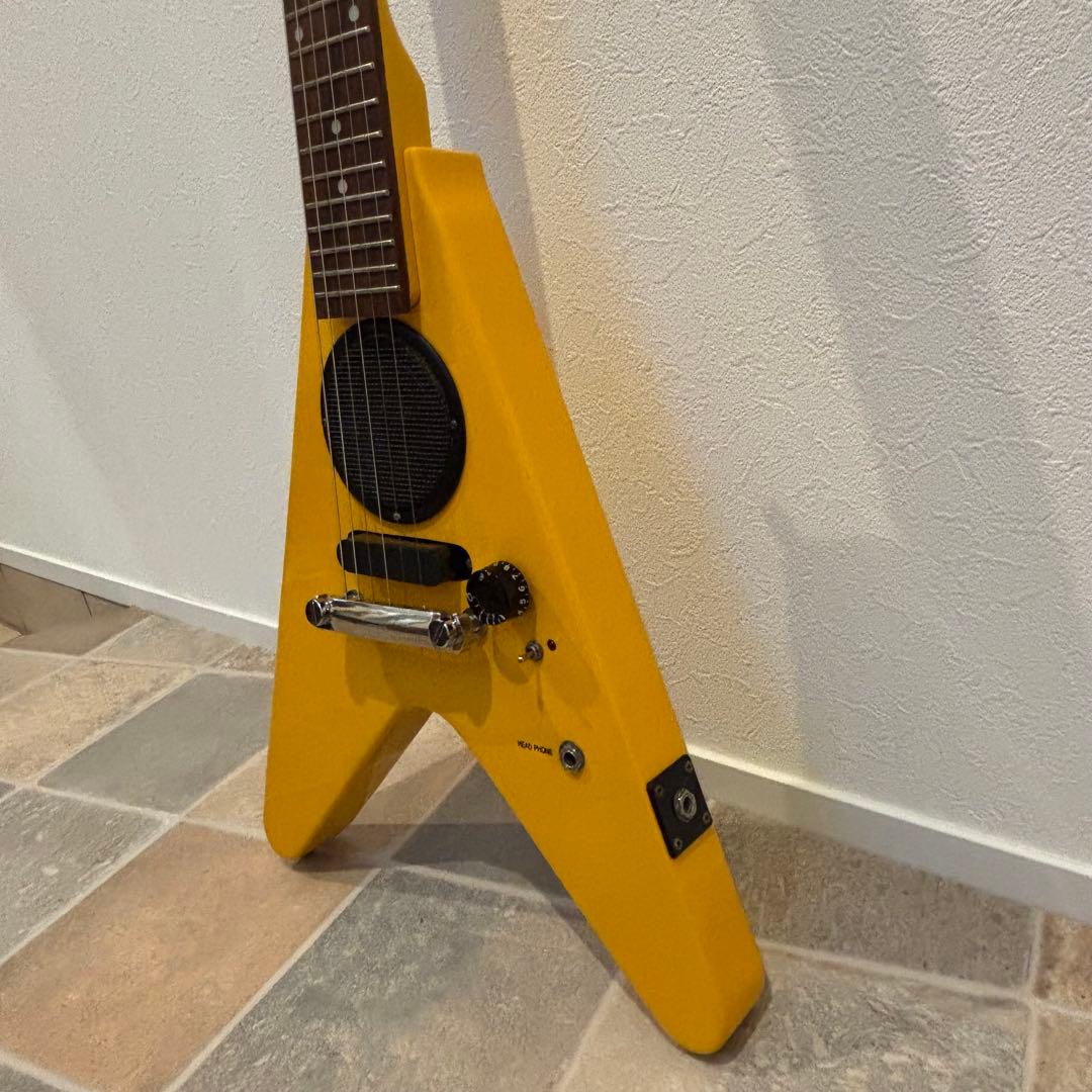 【美品】ミニフライングVエレキギターK- garage