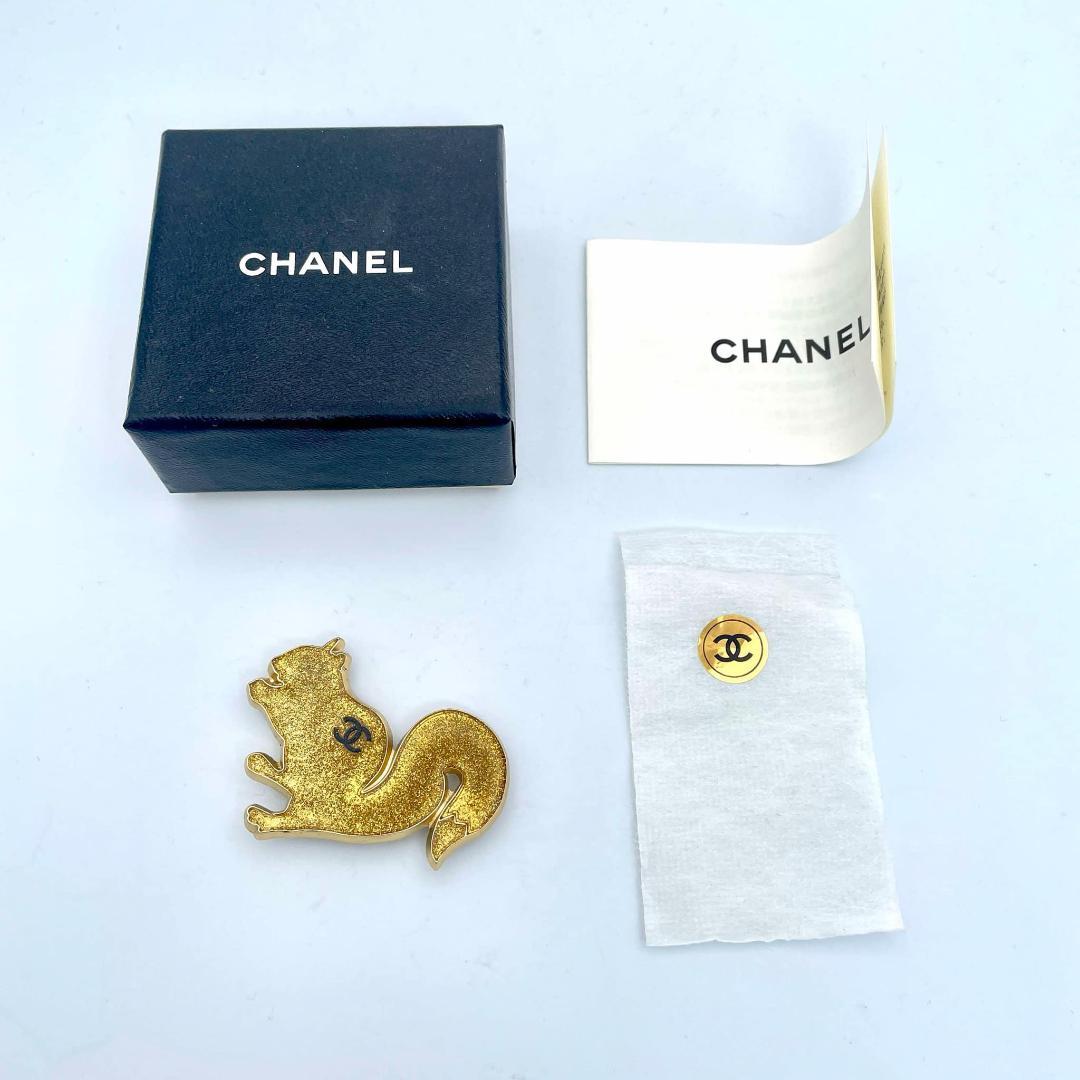 訳あり シャネル ココマーク ブローチ リス エナメル GP ゴールド 05A