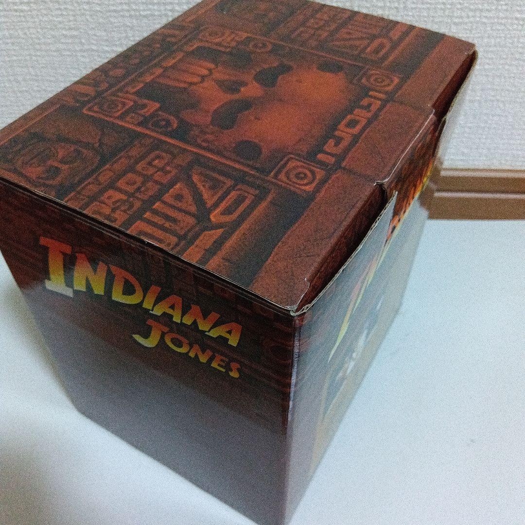 インディジョーンズ　ゴールデンアイドル 　ペン立て