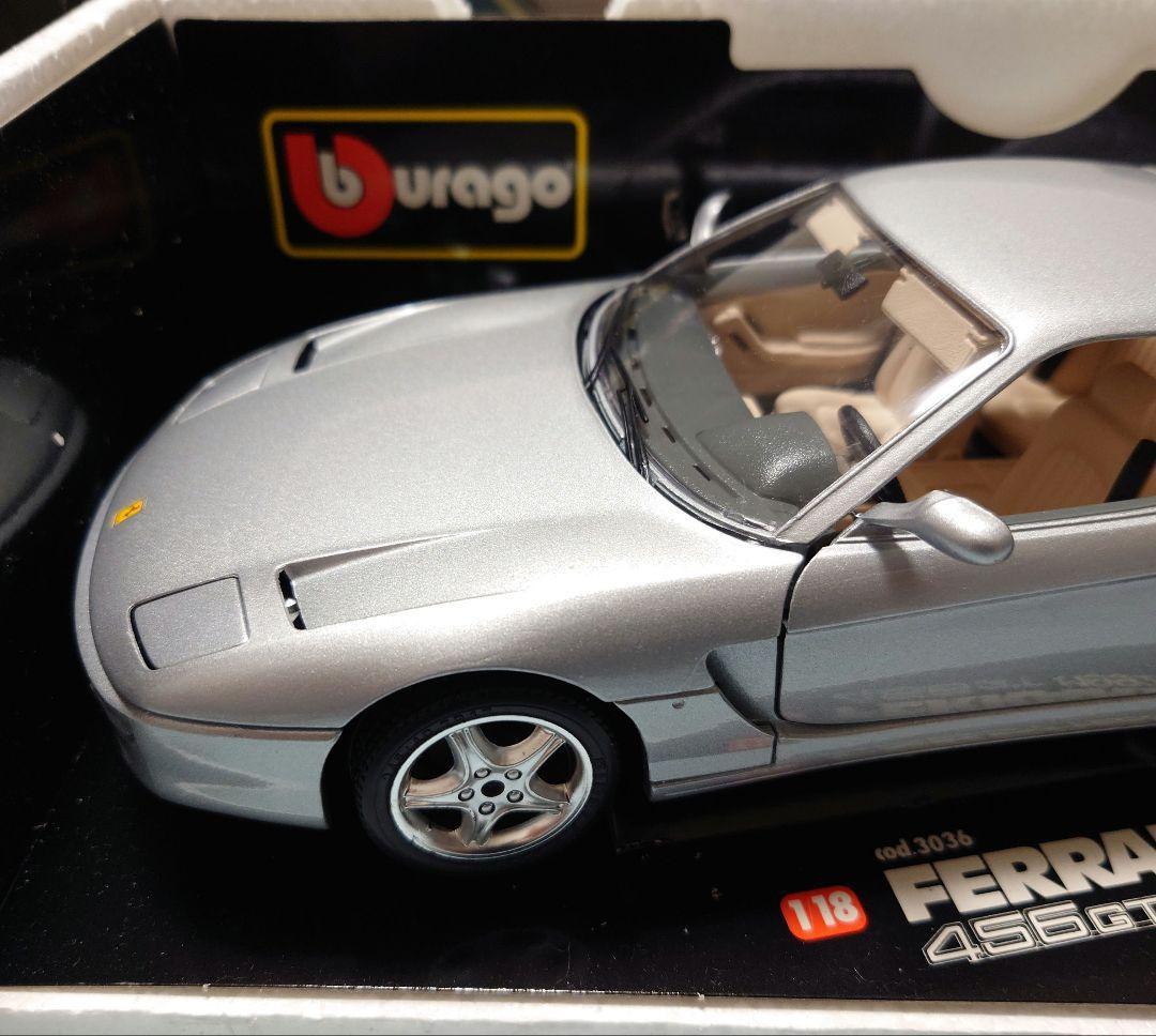 ミニカーBurago Ferrari 456GT (1992) 1/18スケール