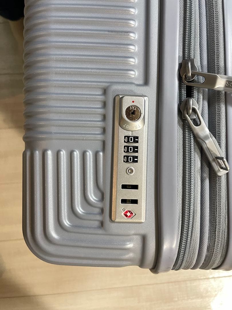 レクサ エキスパンダブル 98L スーツケース サムソナイト4.7kg 保証書付