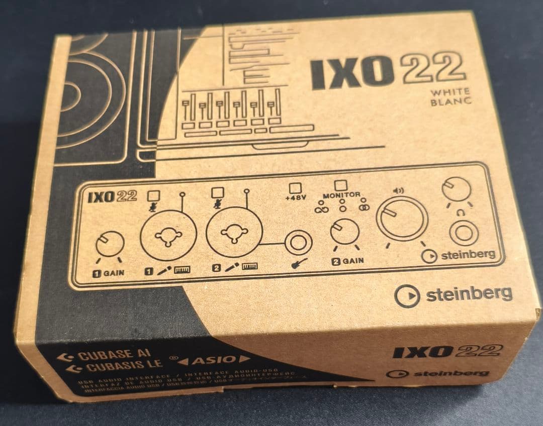 オーディオインターフェイス　steinberg IXO22