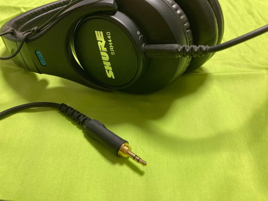 ヘッドホン SHURE SRH440