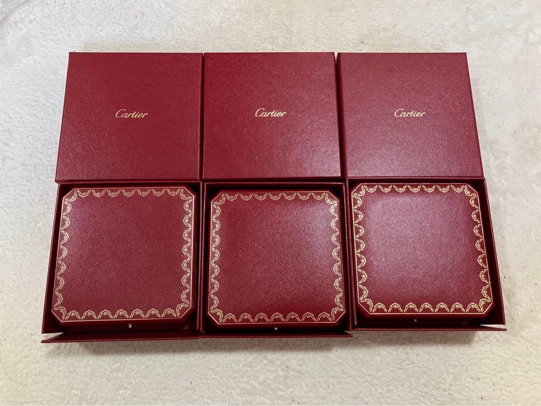 専用Cartier 赤 レザーケース 3個セット　ネックレスケース空箱　現行品