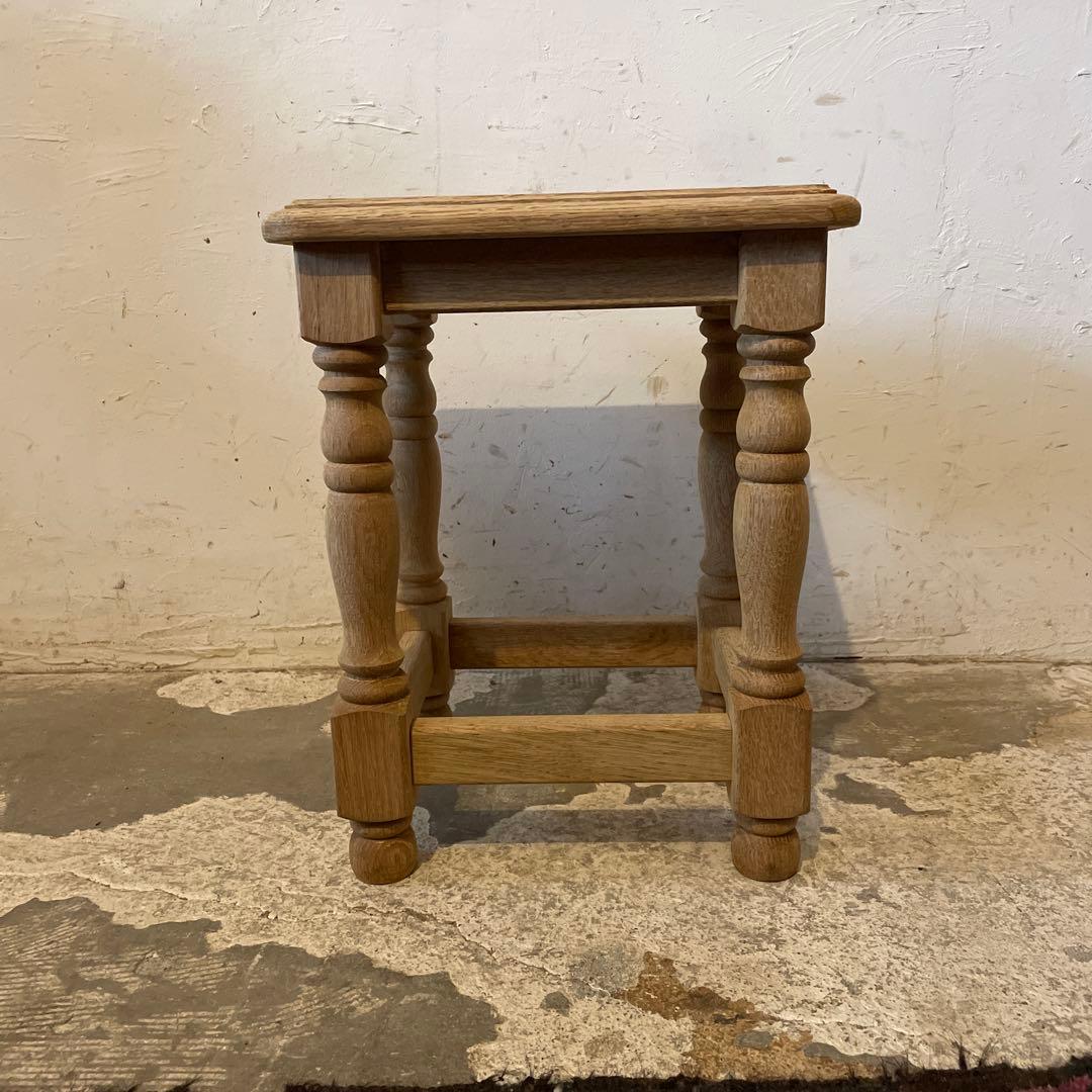 年末・年始SALE ビンテージ　サイドテーブル ベッドサイドテーブル　小　剥離