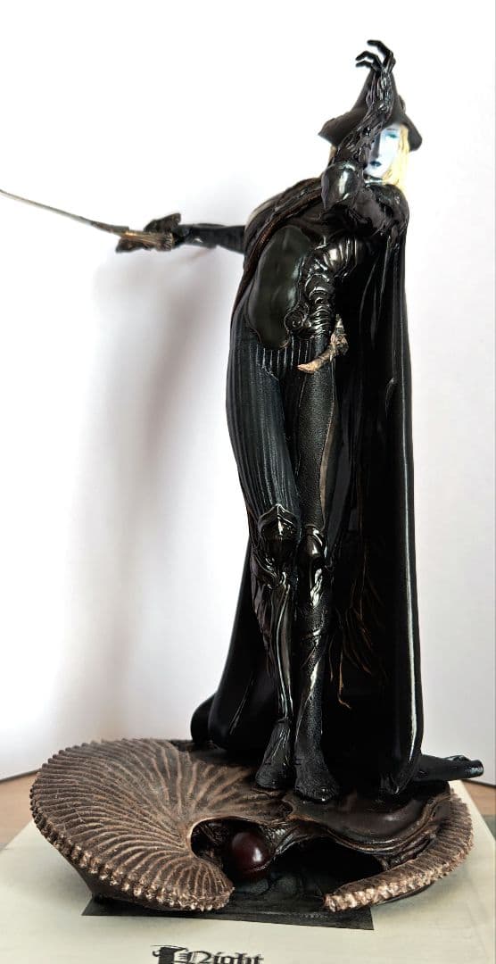 天野喜孝 ナイトメア 黒衣の剣士ソフビ 原型師 竹谷隆之 個人による彩色済