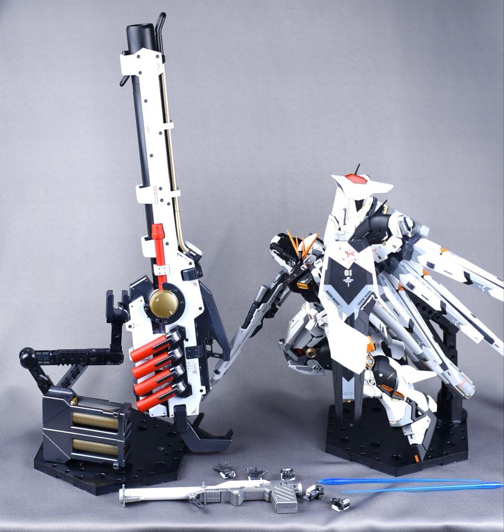 【塗装済】RG Hi-νガンダム ハイパー・メガ・バズーカ・ランチャー　完成品