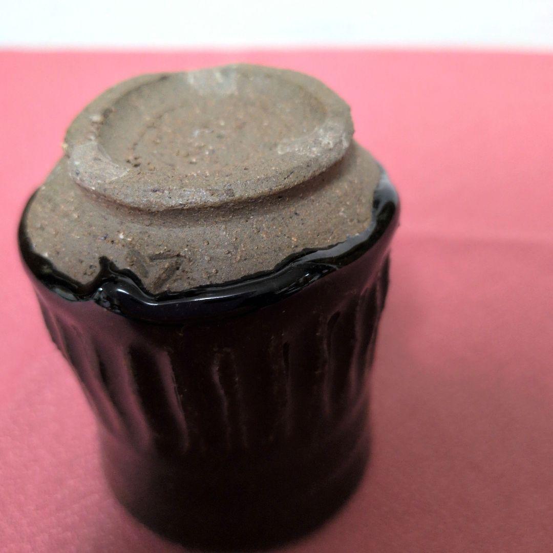 陶磁器　茶碗　湯呑み茶碗　筒茶碗　筒形　筒型　撥高台　端反り　陶印　銘款　古道具