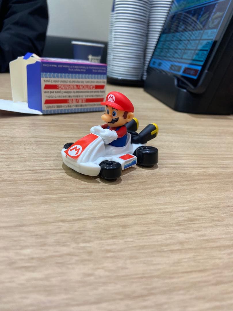 マリオカート　マクド景品