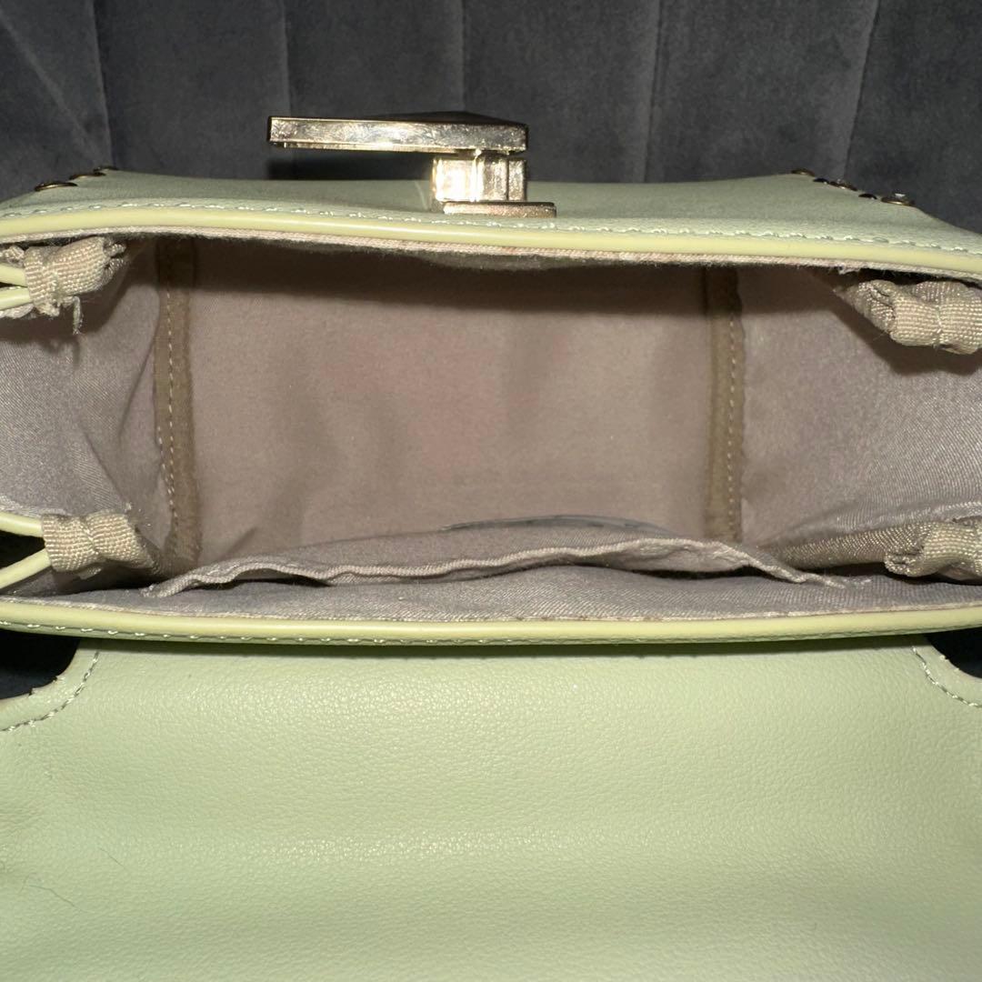 【限定カラー】セルフォード　ビジュースタッズポシェット　リュタン　グリーン