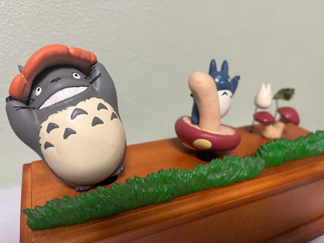となりのトトロ　フィギュア　オルゴール