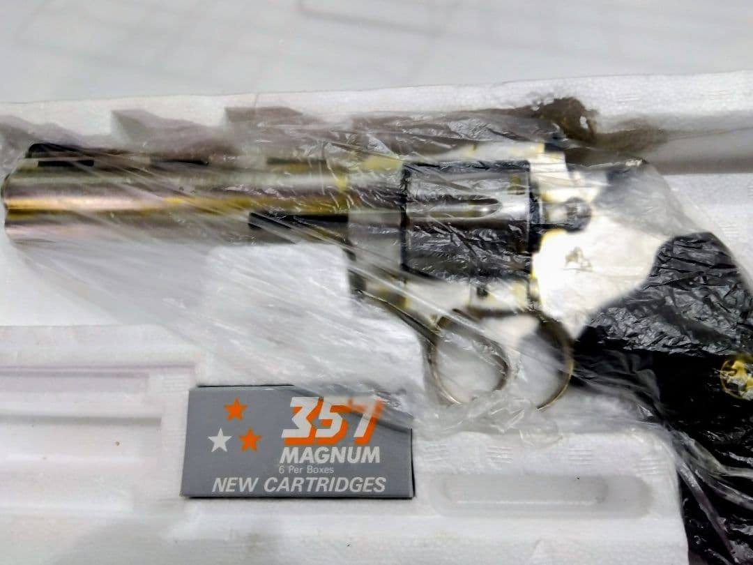 コクサイ NEW COLT PYTHON 357MAGNUM 金属製モデルガン