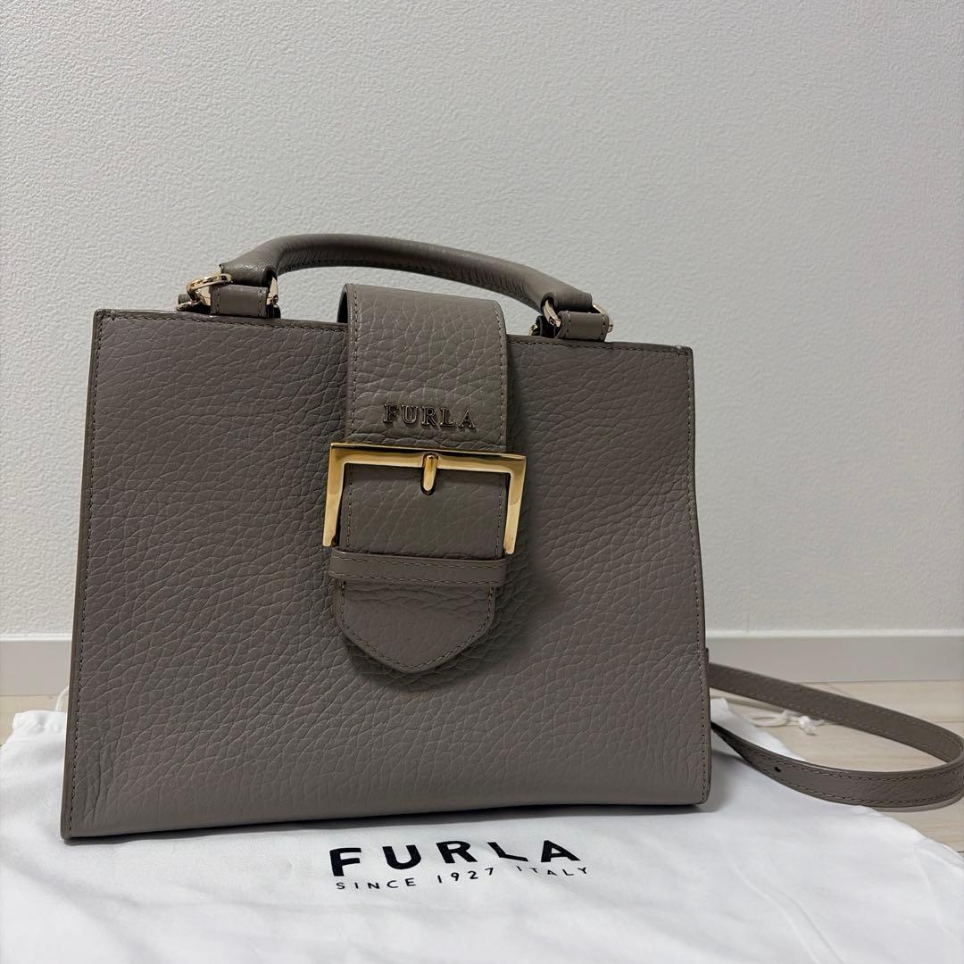 【週末限定お値下げ】FURLA フルラ 2wayハンドバッグ ショルダーバッグ
