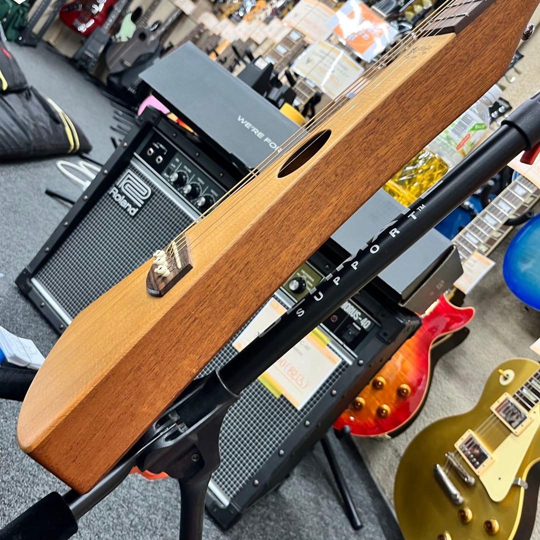 【11329】MARTIN The Backpacker