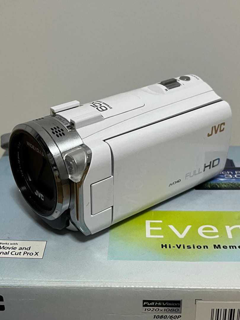 美品 JVCビデオカメラ Everio GZ-E765 バッテリー2個付き