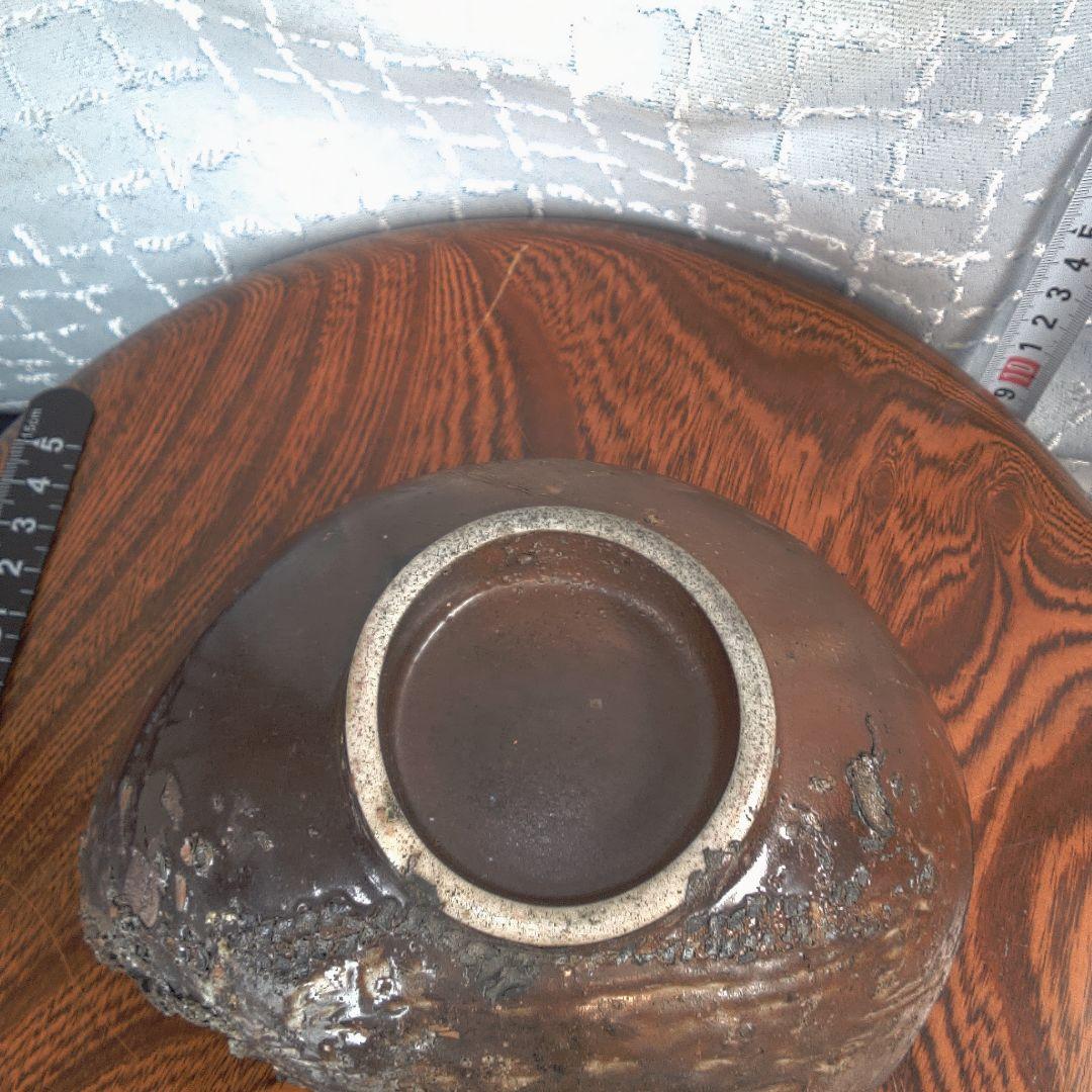 骨董４ 波形デザインの茶碗 発掘？