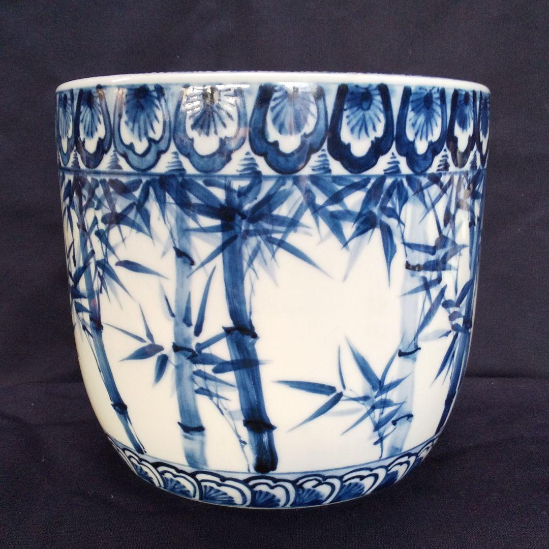 染付小型手あぶり火鉢  (芳州作)