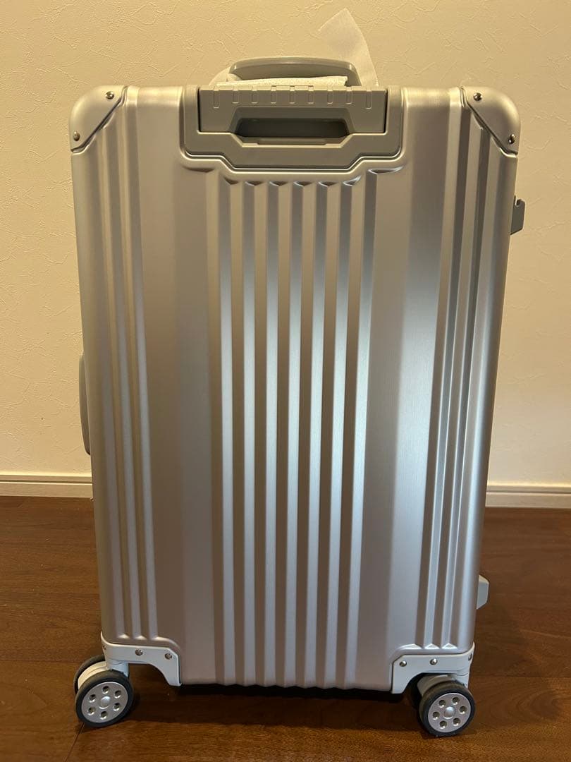 ⭐︎非売品⭐︎メルセデスベンツ キャリーケース シルバー 65L