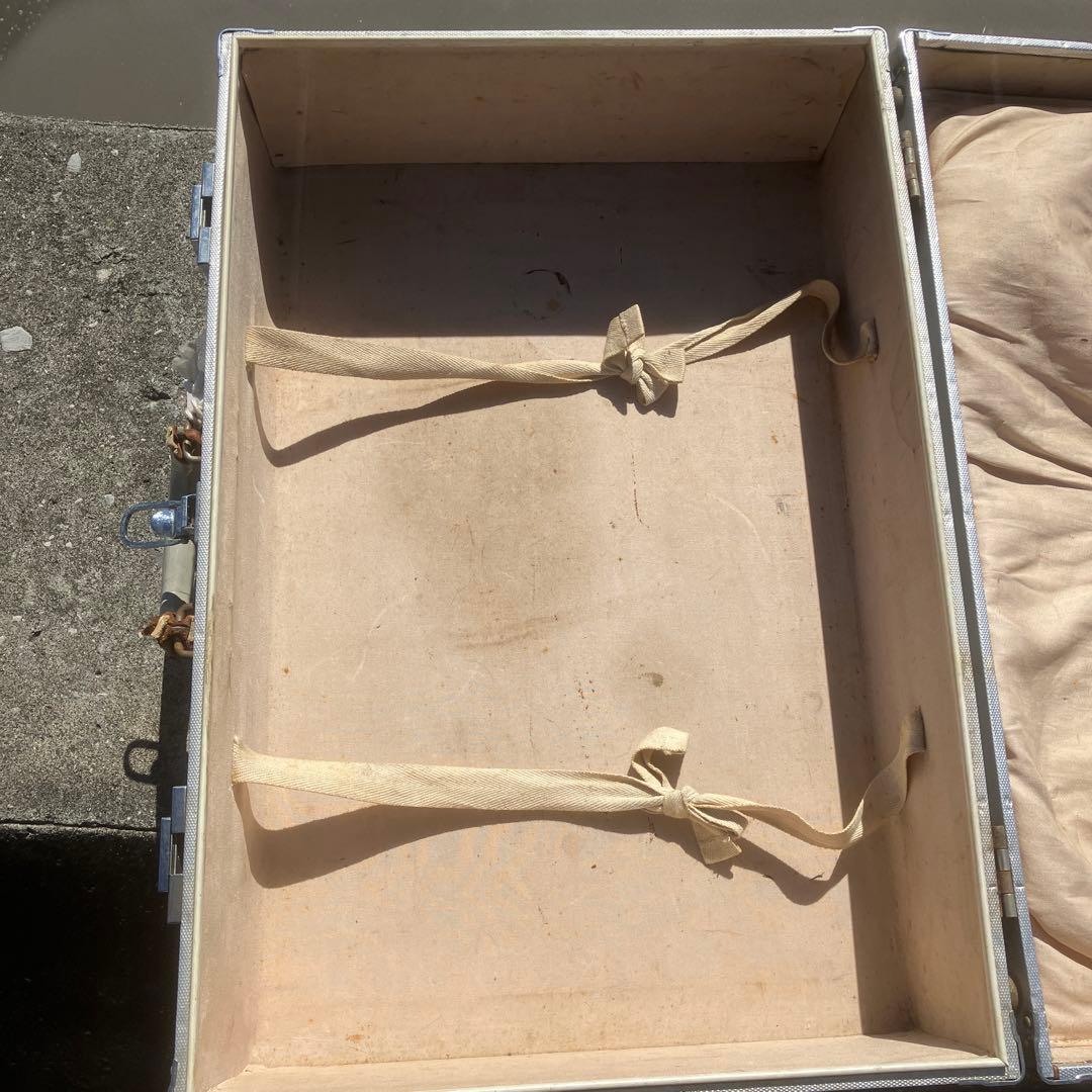 ビンテージ　アルミトランク