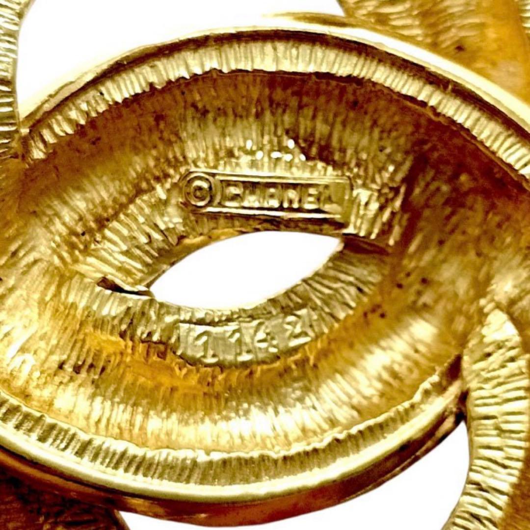 Aya❤️ シャネル ココマーク マトラッセ ブローチ 刻印1142