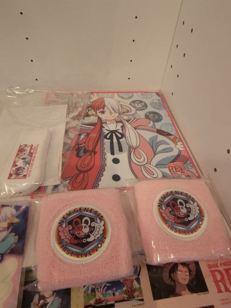 ONE PIECE FILM REDウタグッズまとめ売り