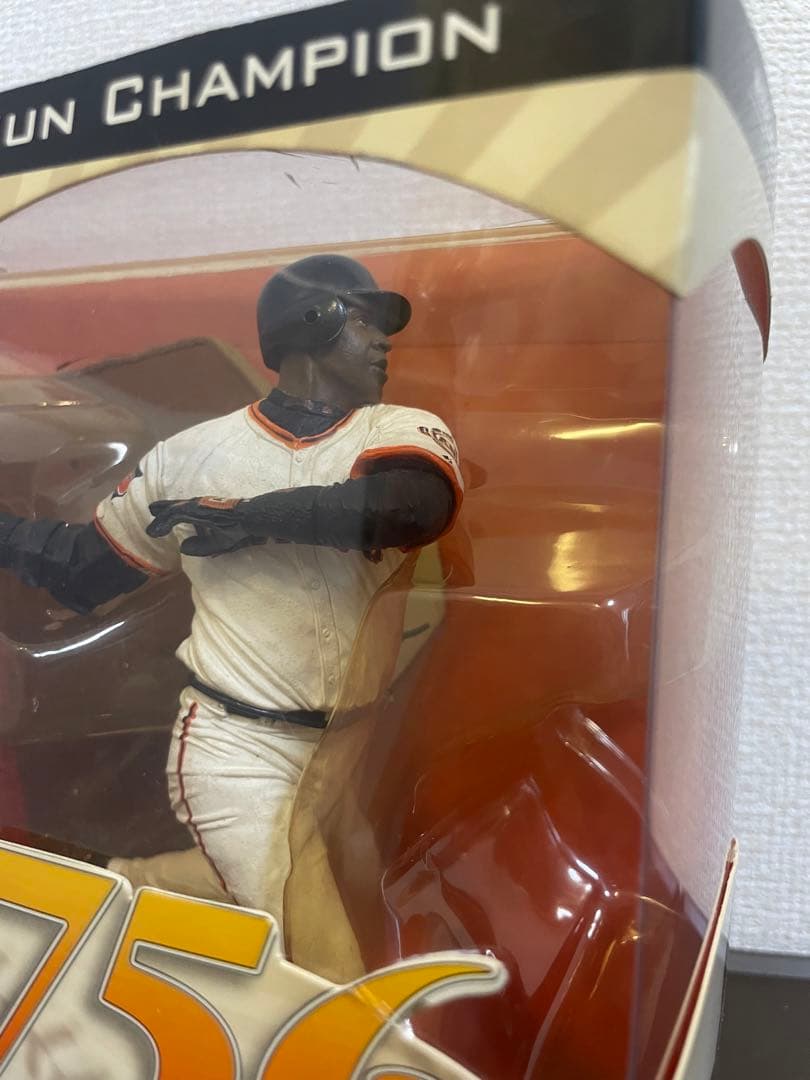 レア！バリーボンズ　756号本塁打達成記念　マクファーレン　フィギュア