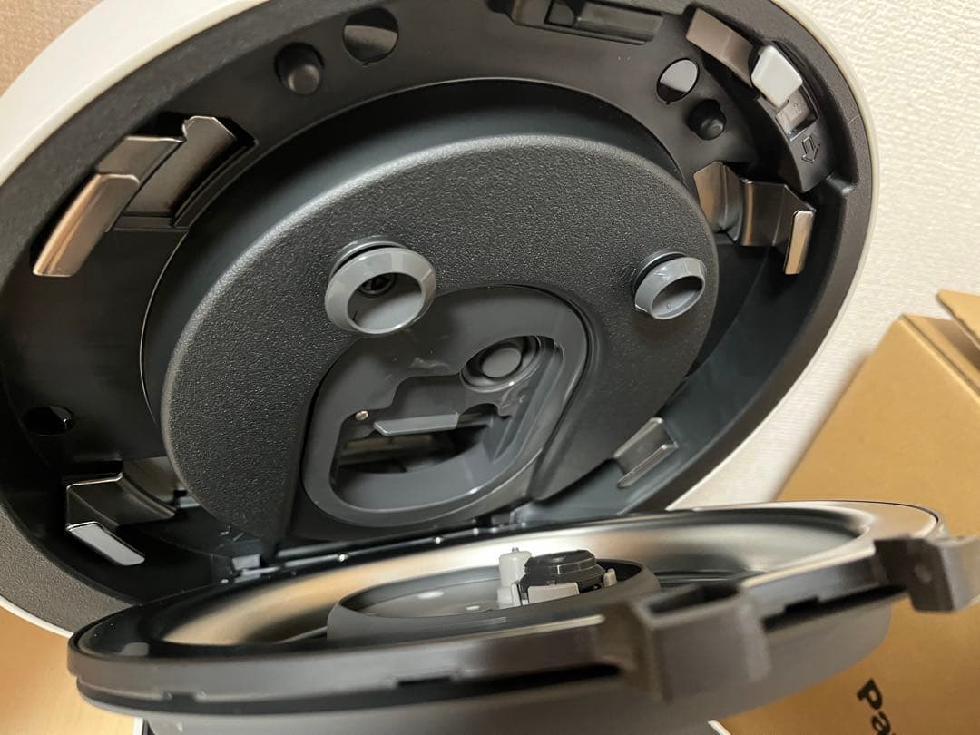 パナソニック 炊飯器 5.5合 最高峰モデル ビストロ　SR-V10BB-H