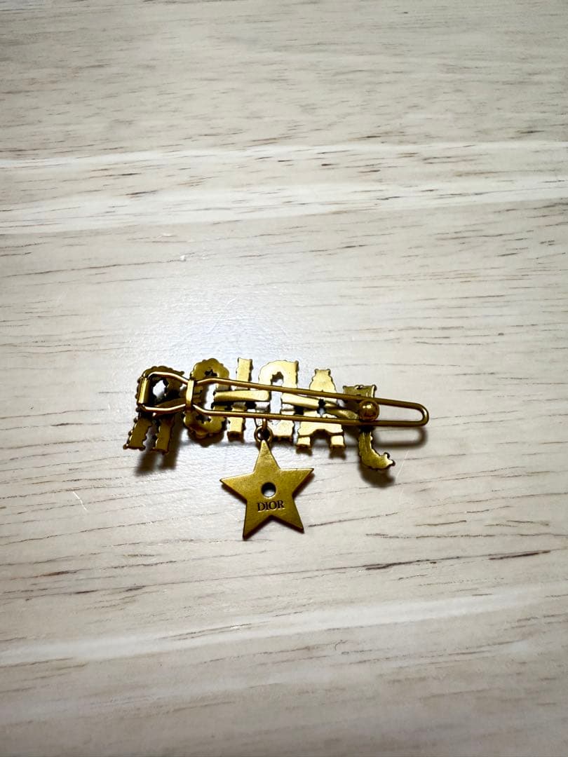 JADIOR クリスタルブローチ 星チャーム付き