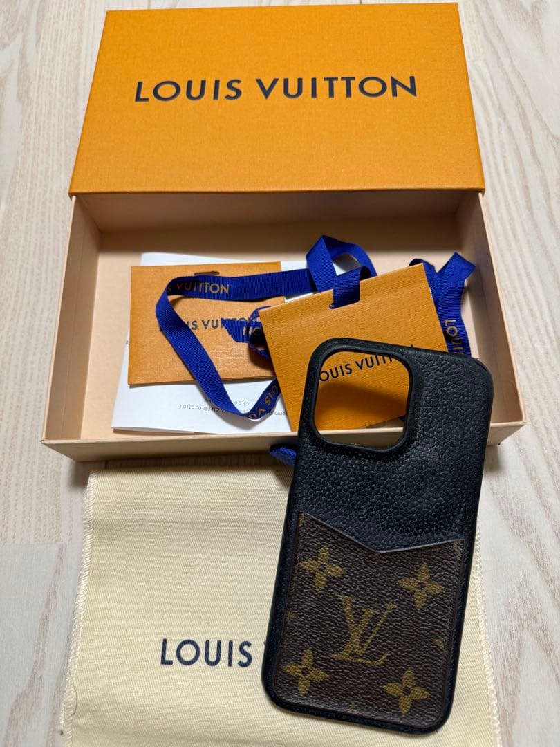 iPhone13Pro LOUIS VUITTONケース