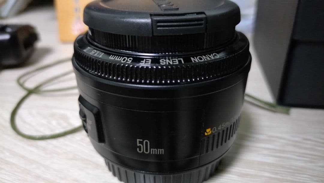 Canon　キヤノン 一眼レフ　単焦点レンズ　50㎜ F1.8Ⅱ