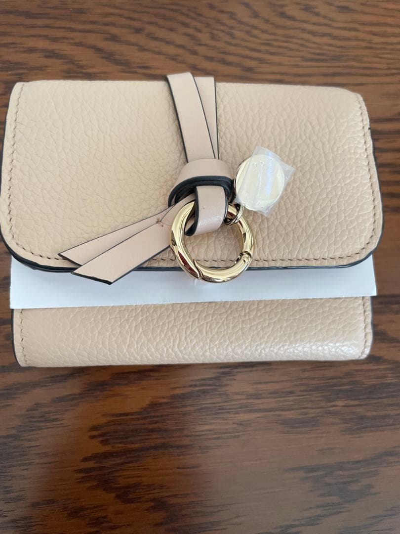 Chloé ベージュ 三つ折り財布