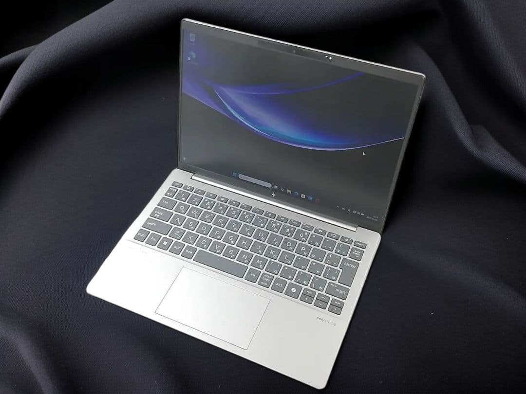 最新モデル❗️HP pavilion aero 13-bg