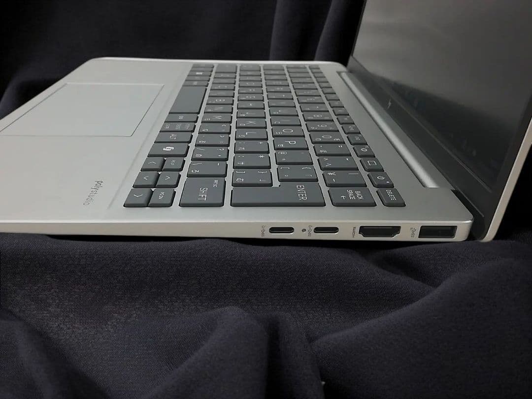 最新モデル❗️HP pavilion aero 13-bg