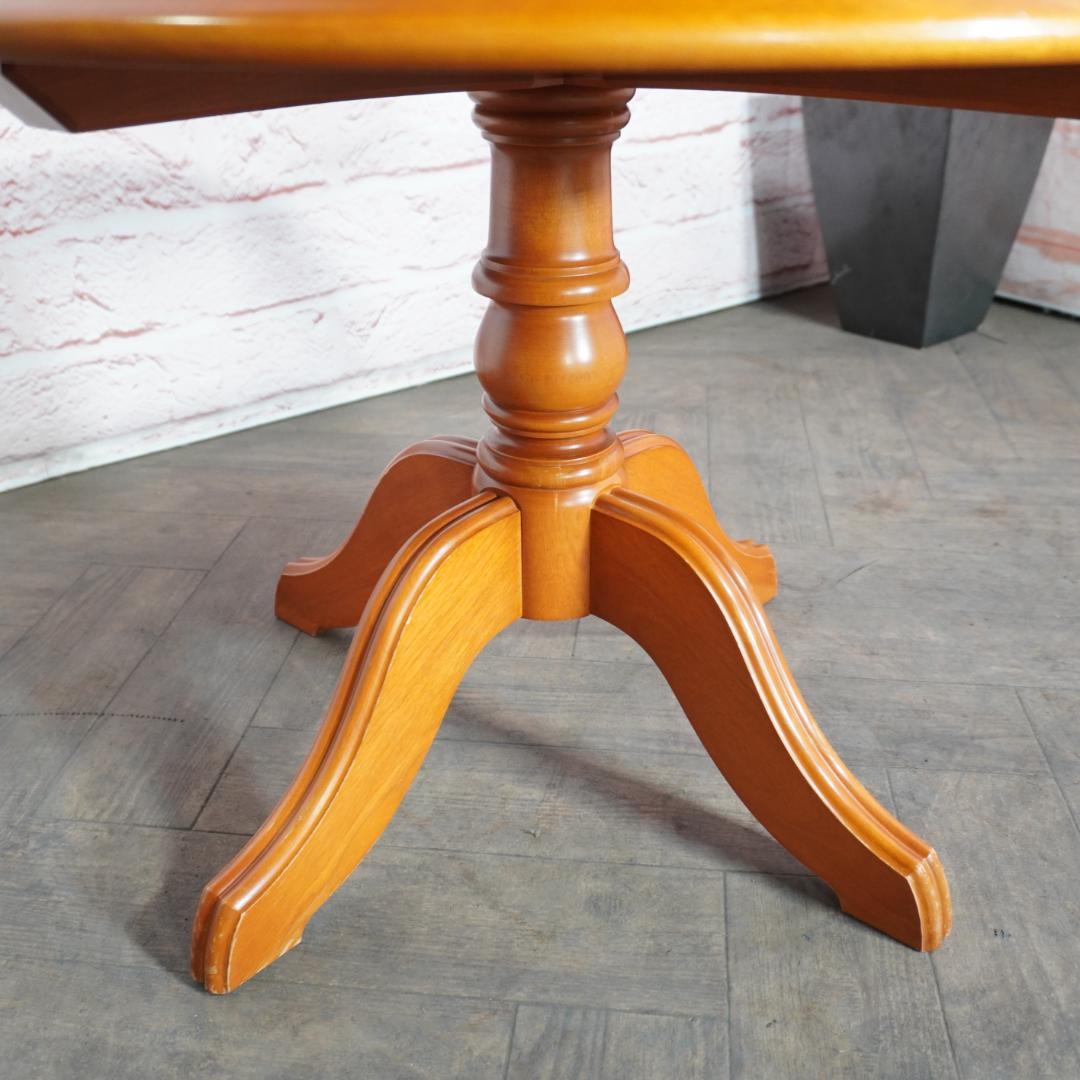 Daniel/横浜ダニエル Leona/レオナ 特注 ラウンドサイドテーブル