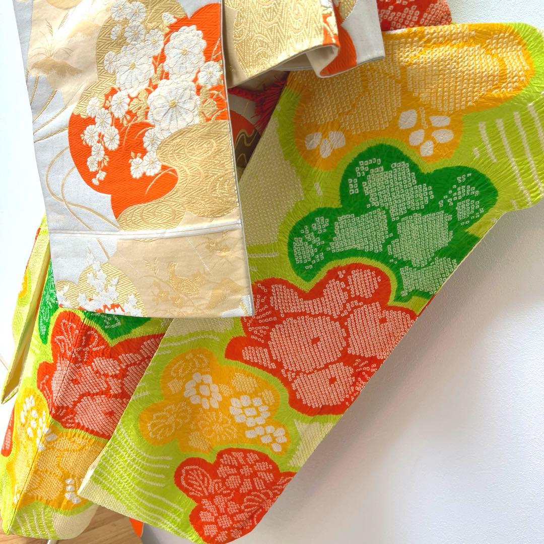 358 振袖フルセット 正絹 総絞り 黄緑 グリーン 黄色 朱赤 カラフル 古典