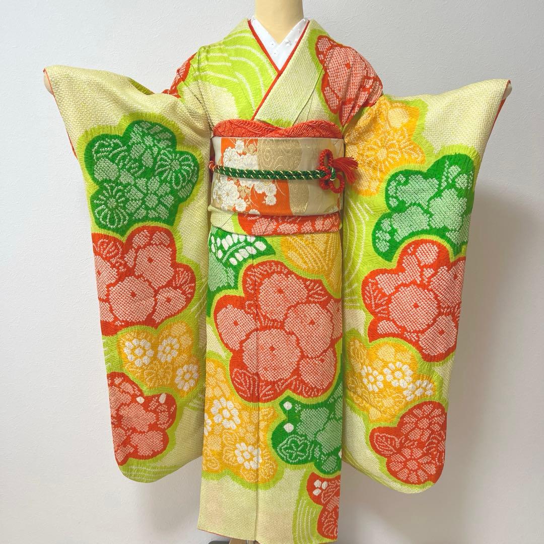 358 振袖フルセット 正絹 総絞り 黄緑 グリーン 黄色 朱赤 カラフル 古典