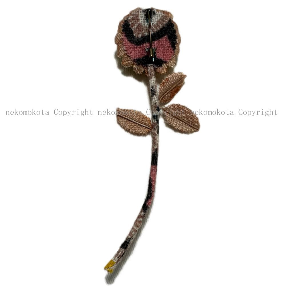 超美品 希少 ミナペルホネン Hanna お花 ブローチ コサージュ フラワー