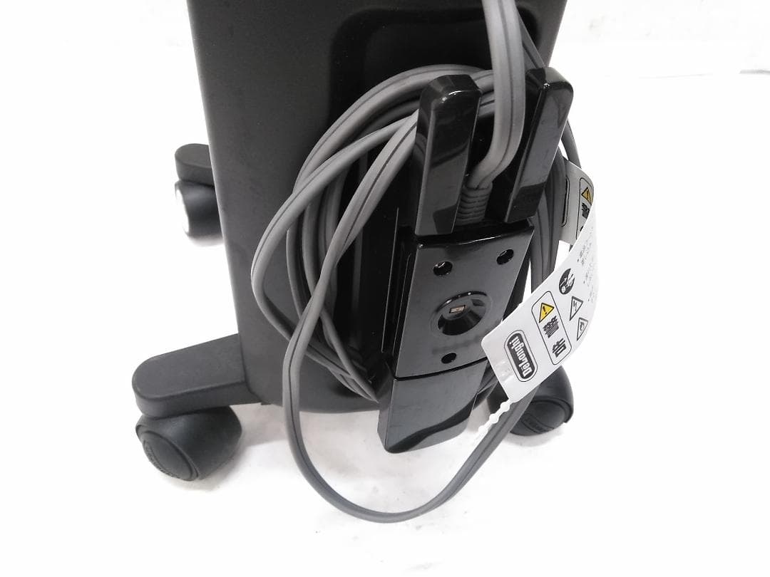 デロンギ マルチダイナミックヒーター MDH09-BK 6～8畳♪